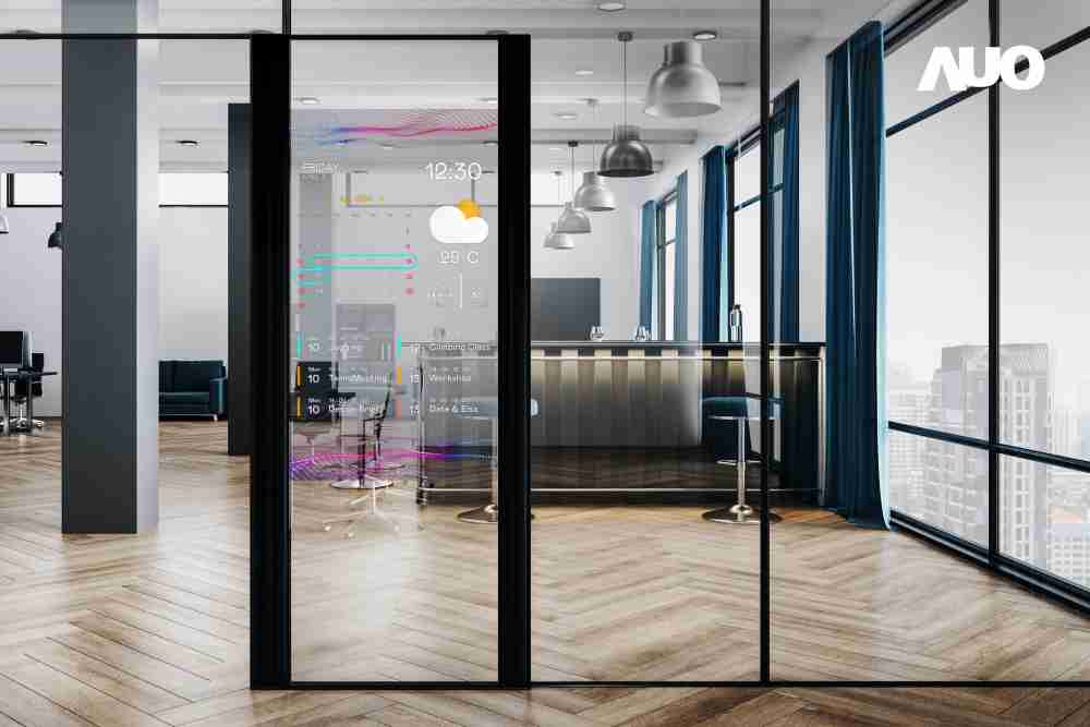 60吋Micro LED透明窗屏显示器，，，可依需求调整并延伸应用于不同场域，，，包括汽车侧窗或家庭玄关、、、智慧橱窗、、、商业展示等面向，，提供丰富的信息娱乐内容